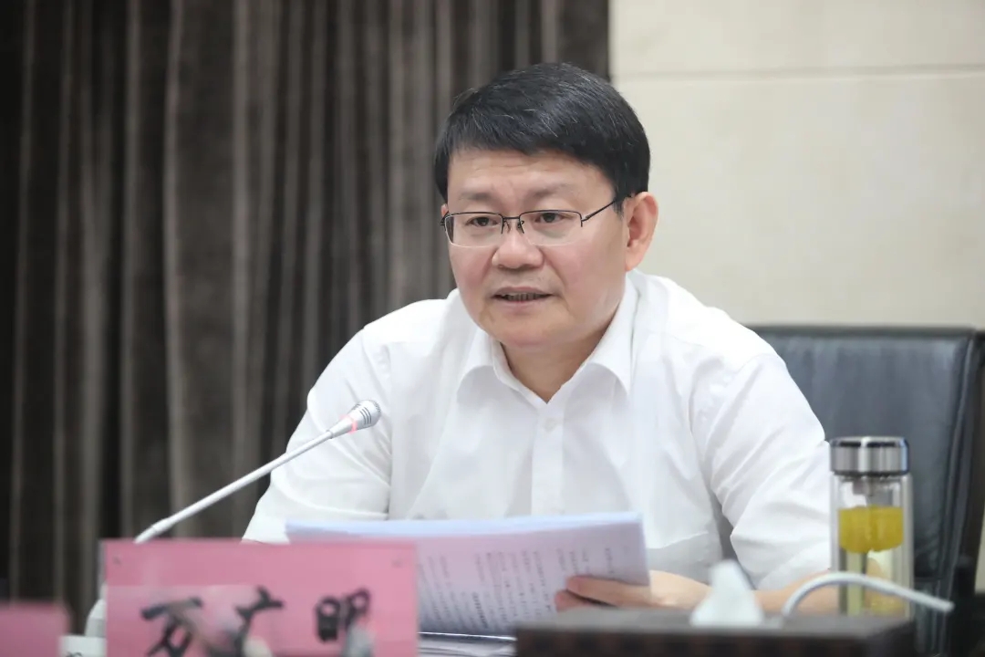 万广明在南昌城市乐动(中国)集团调研